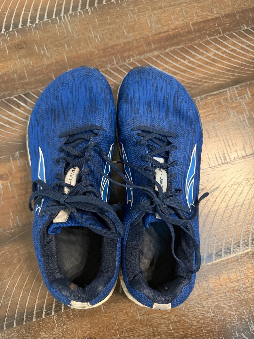 Men’s Altra Escalante Size 9